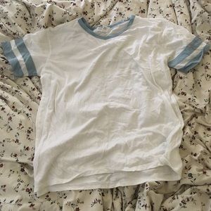 Forever 21 Size L Blue Accent Striped T-Shirt